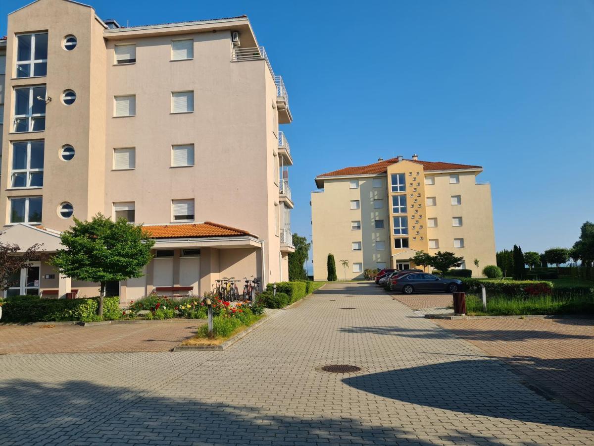 Eda Beach Apartman Siófok Buitenkant foto