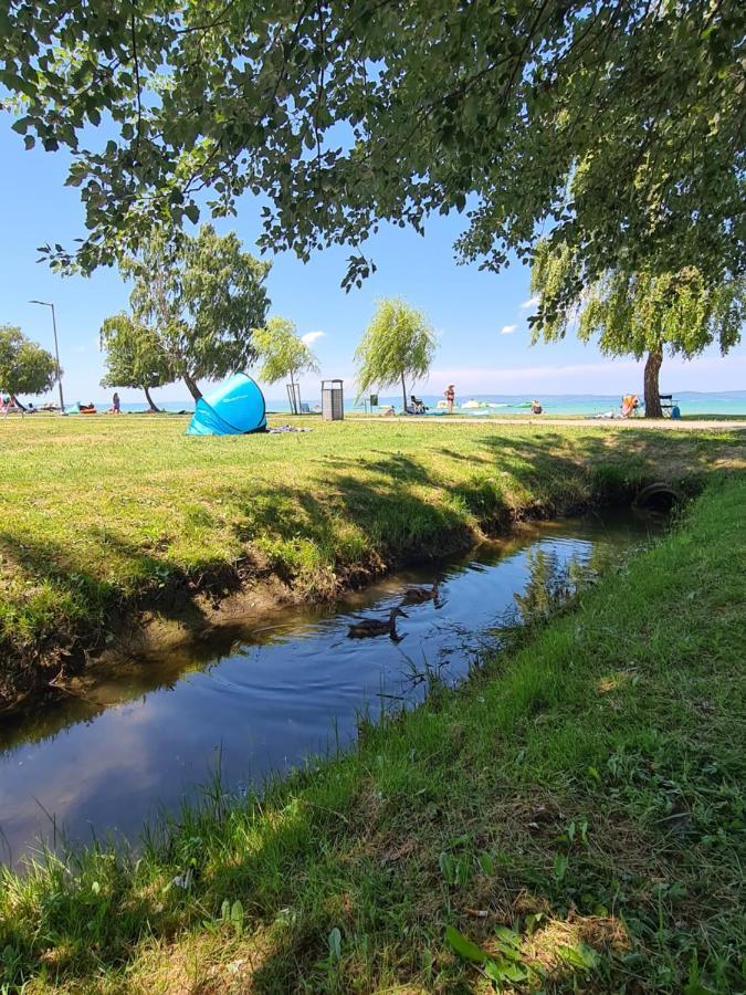 Eda Beach Apartman Siófok Buitenkant foto