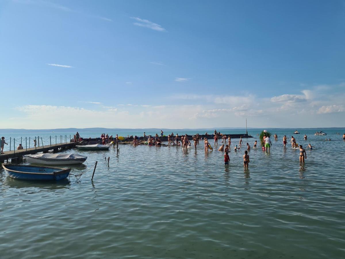 Eda Beach Apartman Siófok Buitenkant foto