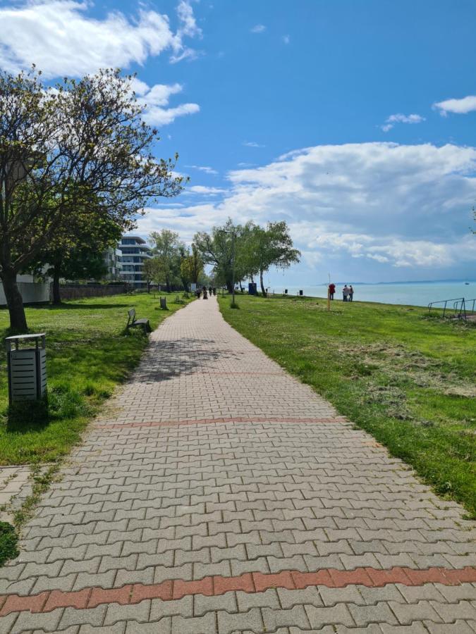 Eda Beach Apartman Siófok Buitenkant foto