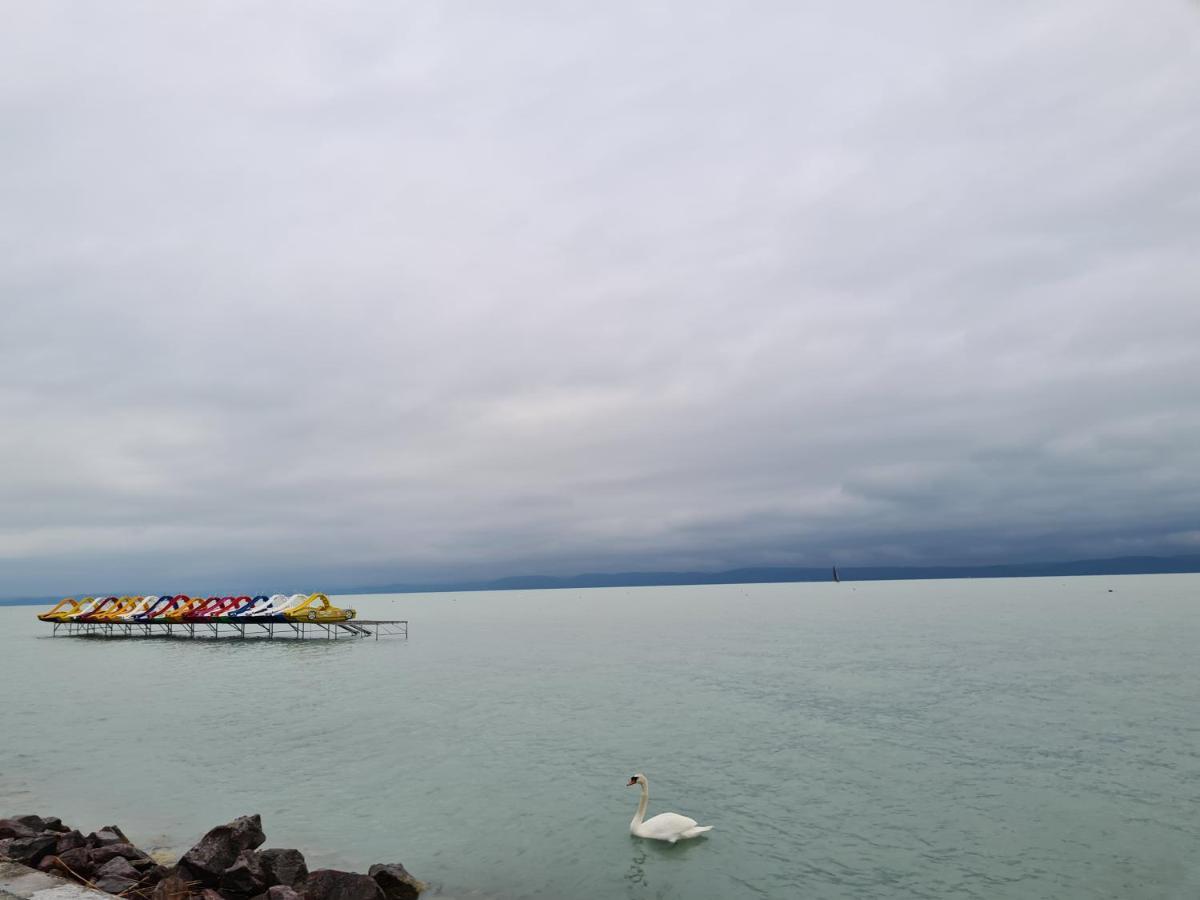 Eda Beach Apartman Siófok Buitenkant foto